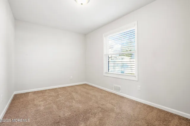 $3,200 | 222 Elmwood Court, Brick, NJ 08723