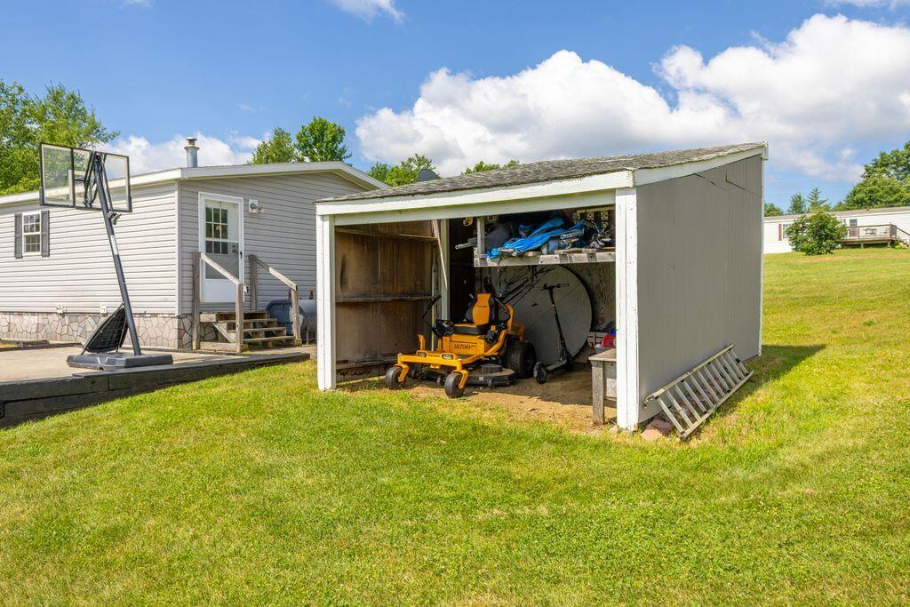 18 Riverside Terrace Sidney, ME 04330 - Photo 4 of 32 4