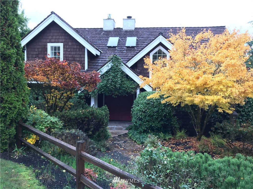 7447 Northeast Manual Road Bainbridge Island, WA 98110 - Photo 1 of 5 Gallery Image 1