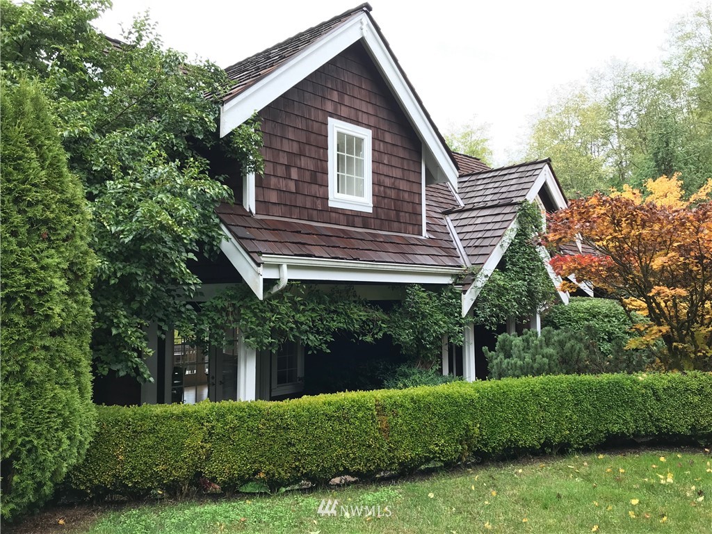 7447 Northeast Manual Road Bainbridge Island, WA 98110 - Photo 2 of 5 Gallery Image 2