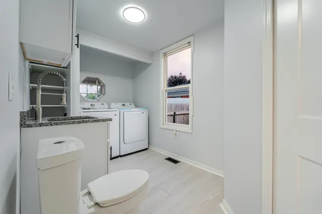 $179,900 | 16923 Stephens, Eastpointe, MI 48021