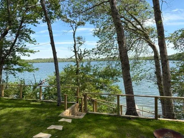$1,395,000 | 226 Pimlico Pond Road, Mashpee, MA 02649