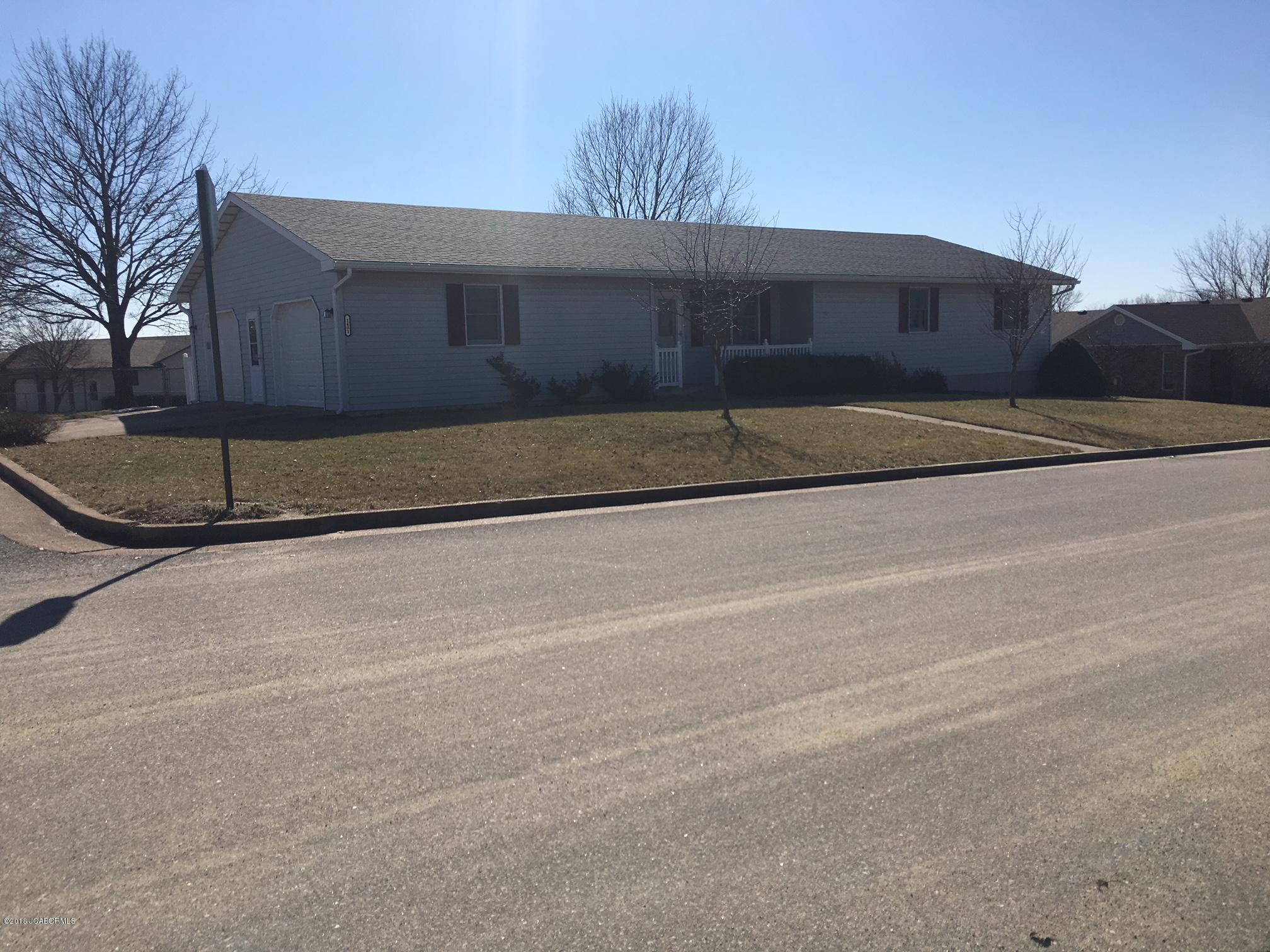 1401 Hillcrest Road California, MO 65018 - Photo 1 of 1