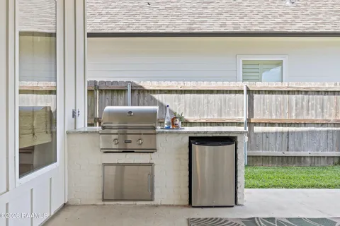 $350,000 | 212 Santander Drive, Youngsville, LA 70592