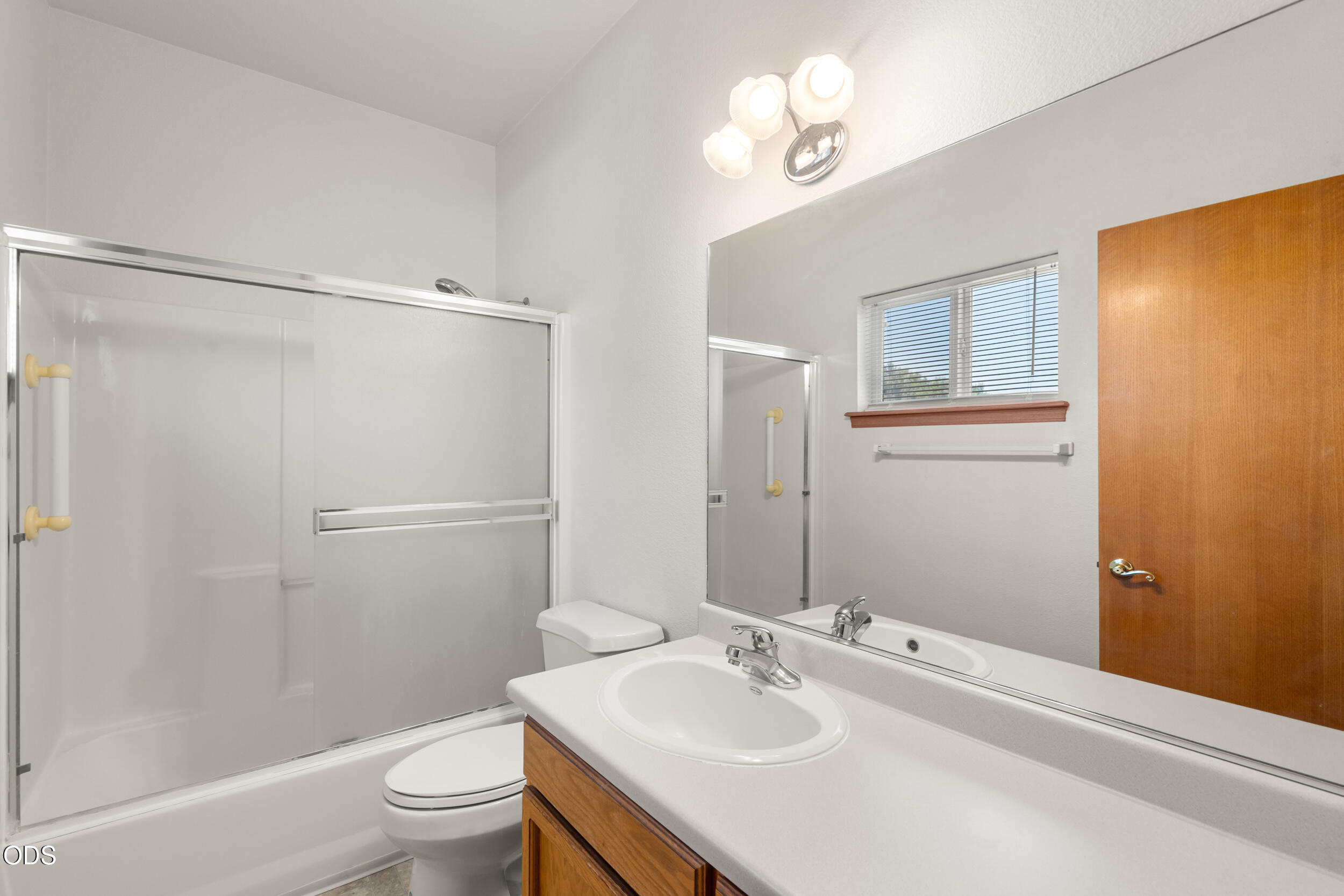 1207 Springbrook Road Medford, OR 97504 - Photo 18 of 25