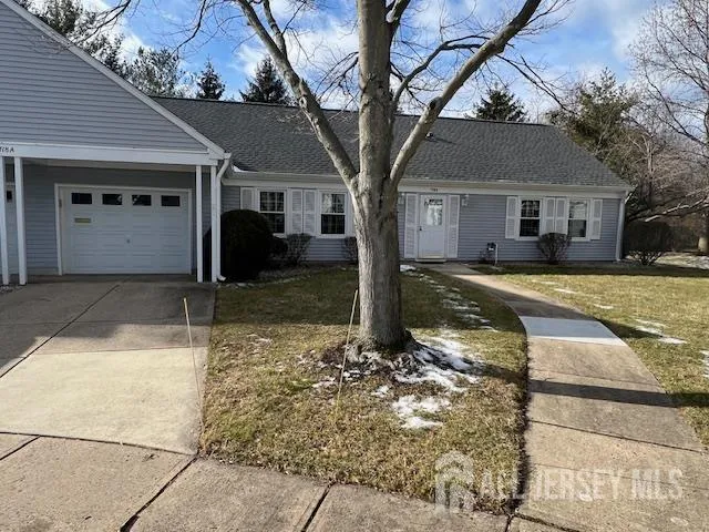 $389,000 | 718 A Victoria Court, Monroe Township, NJ 08831