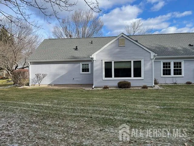 $389,000 | 718 A Victoria Court, Monroe Township, NJ 08831