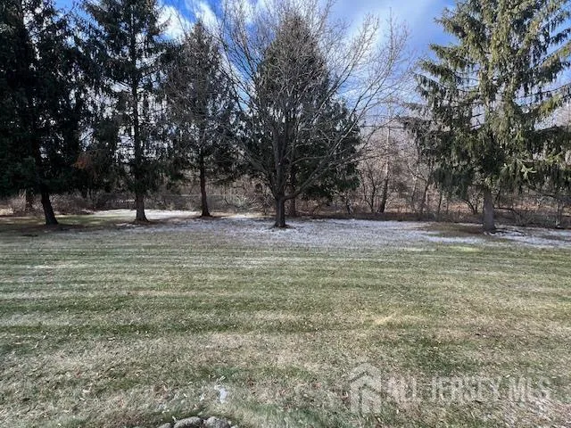 $389,000 | 718 A Victoria Court, Monroe Township, NJ 08831