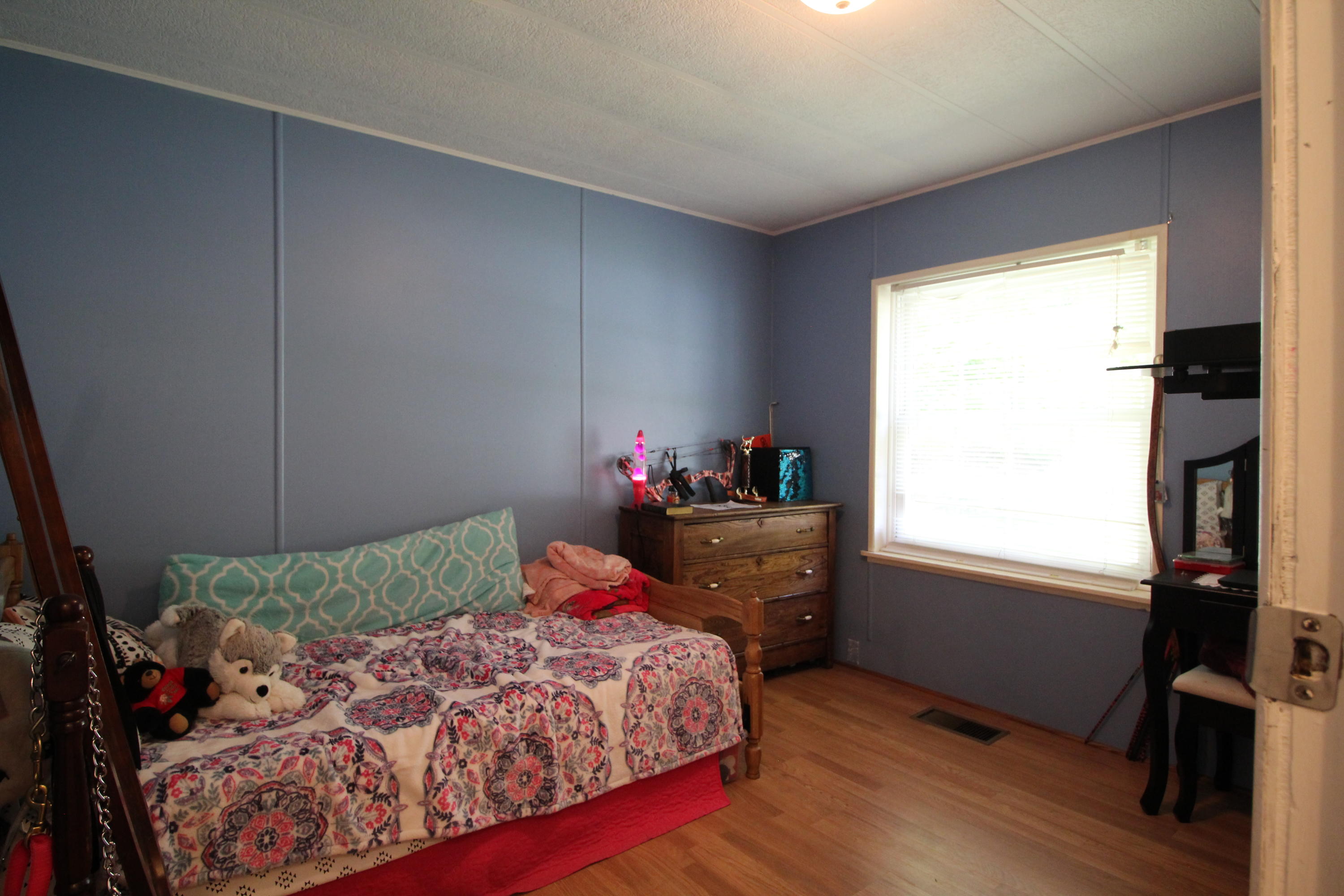 4486 Zenith Road Union, WV 24983 - Photo 19 of 20 Gallery Image 19