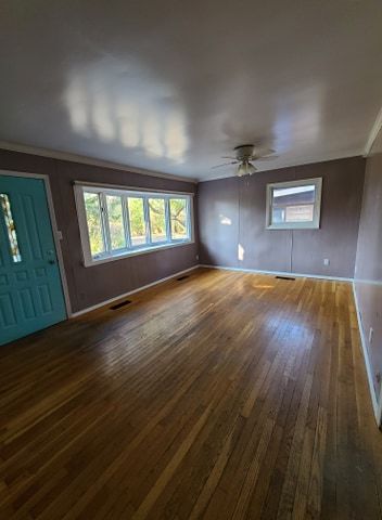 5S511 Radcliff Road Naperville, IL 60563 - Photo 5 of 22