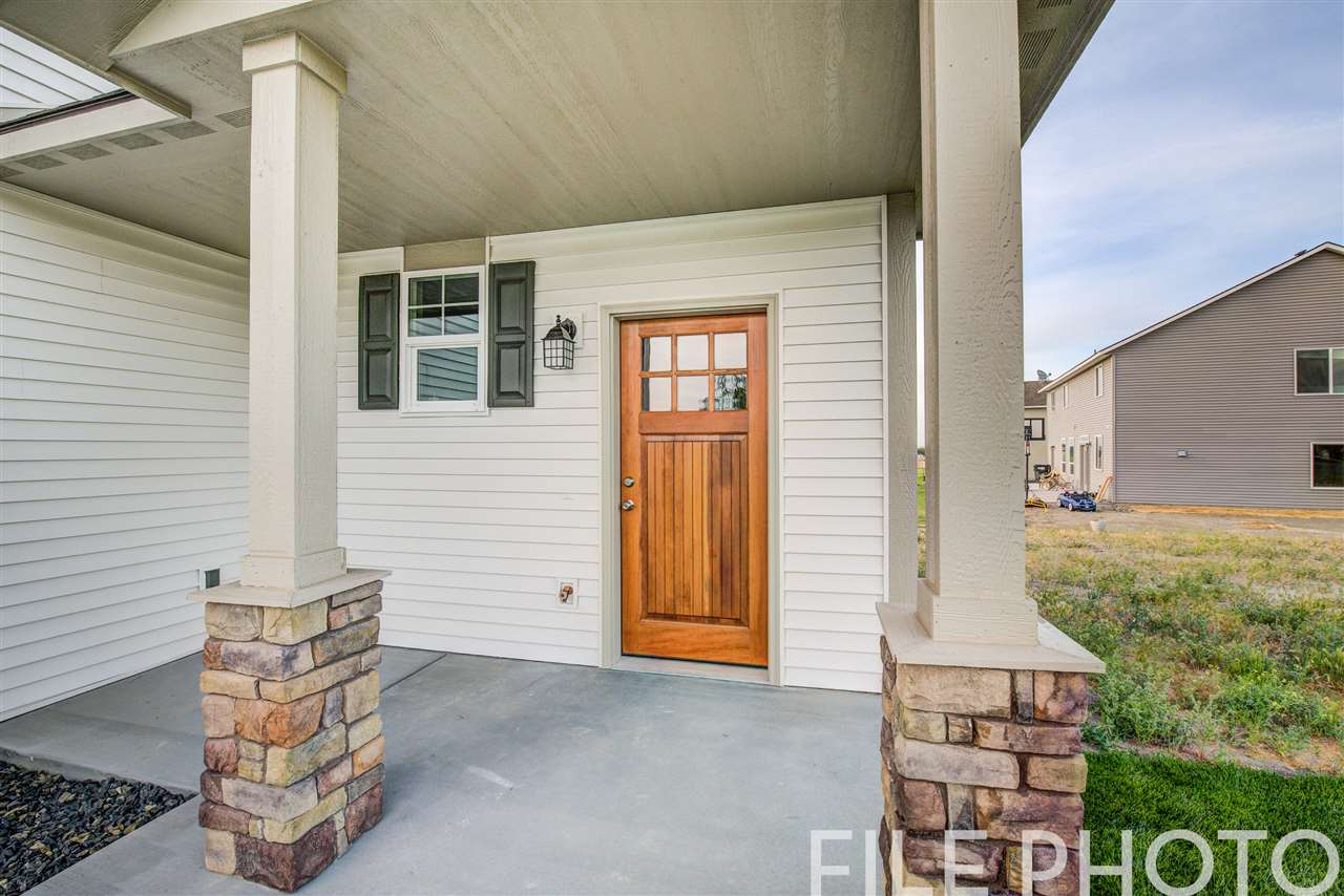 6623 Chumani Road Cheney, WA 99004 - Photo 2 of 20