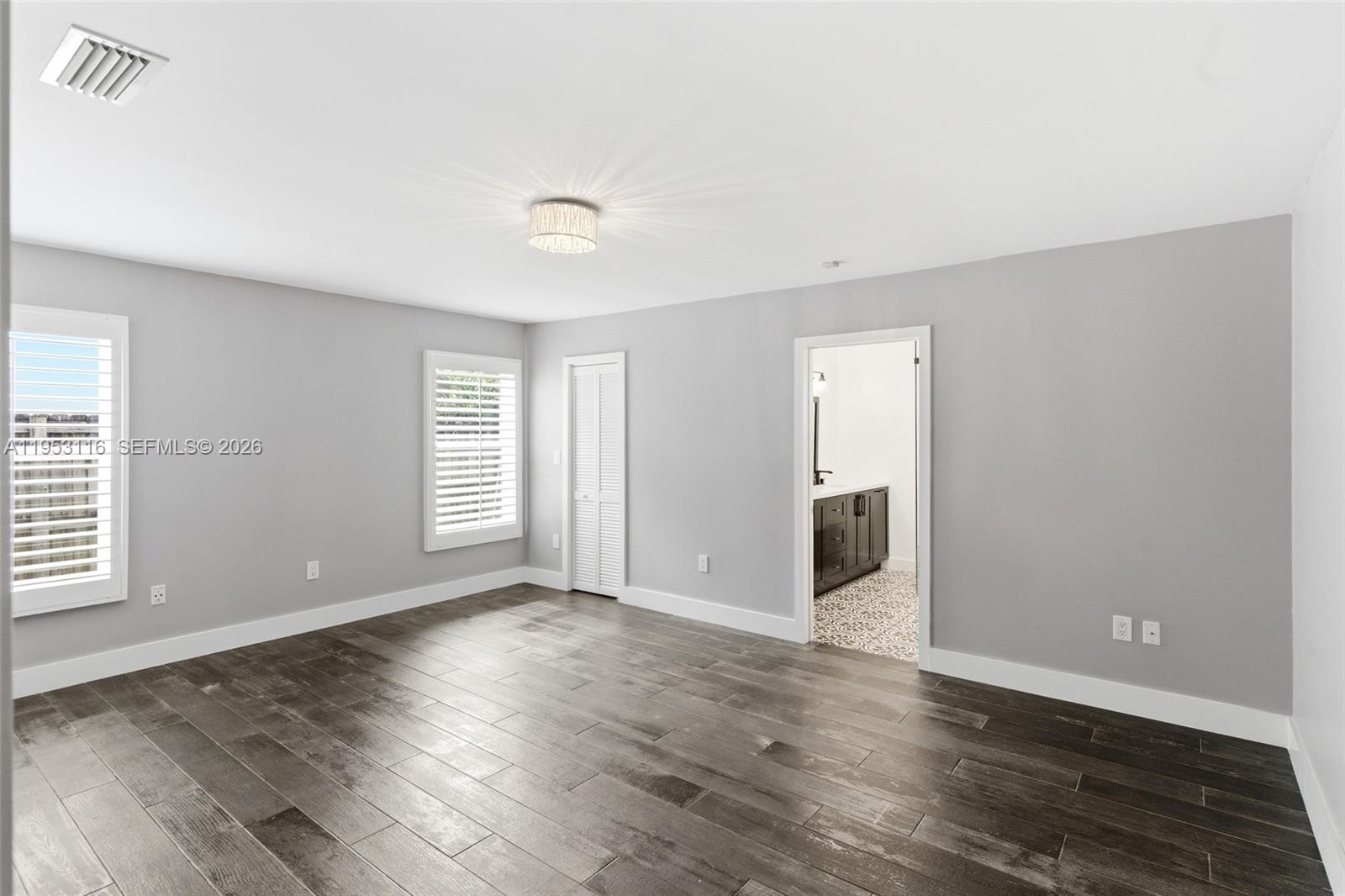 5976 Southwest 88th Place Miami, FL 33173 - Photo 20 of 39