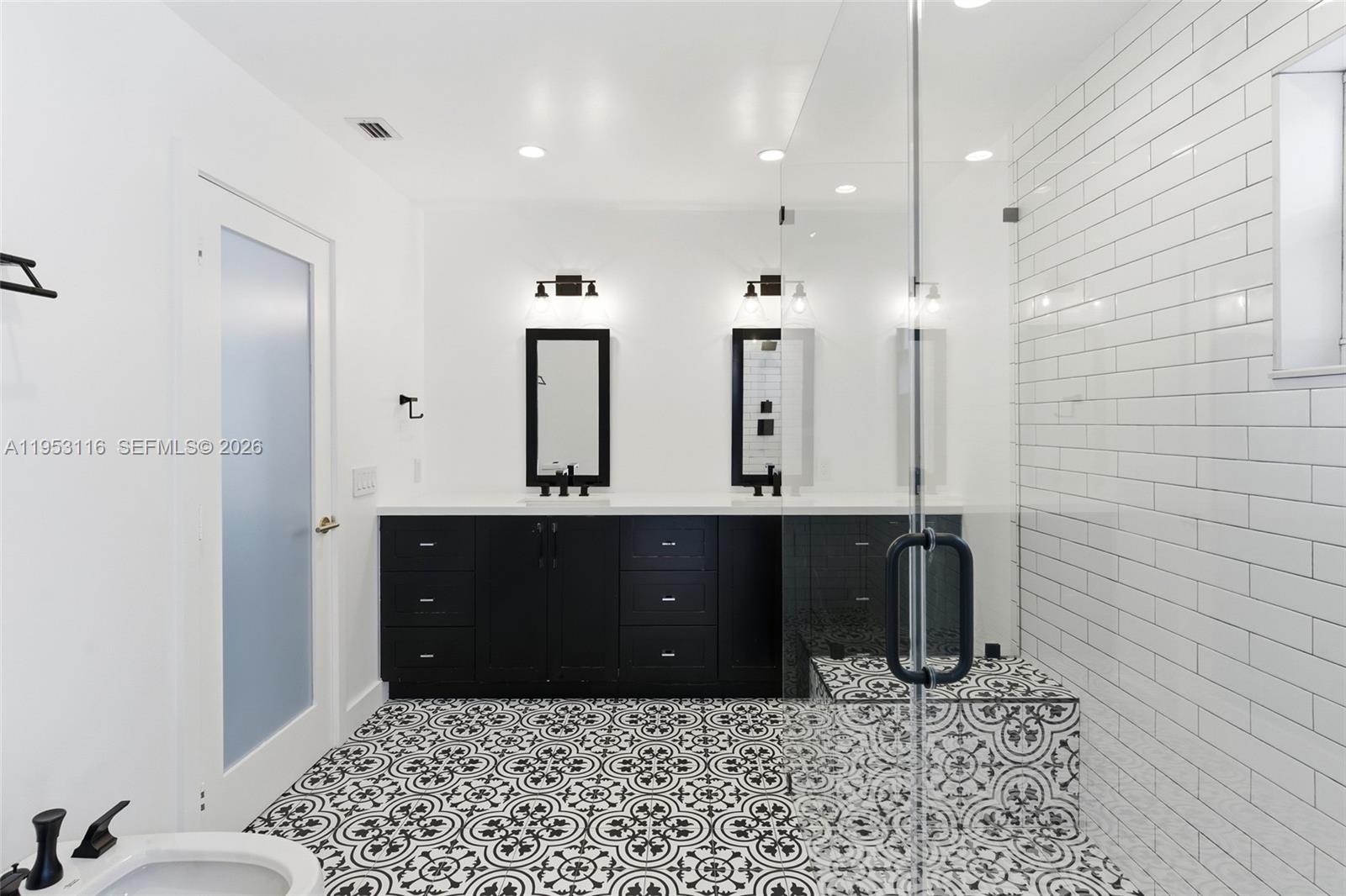 5976 Southwest 88th Place Miami, FL 33173 - Photo 25 of 39