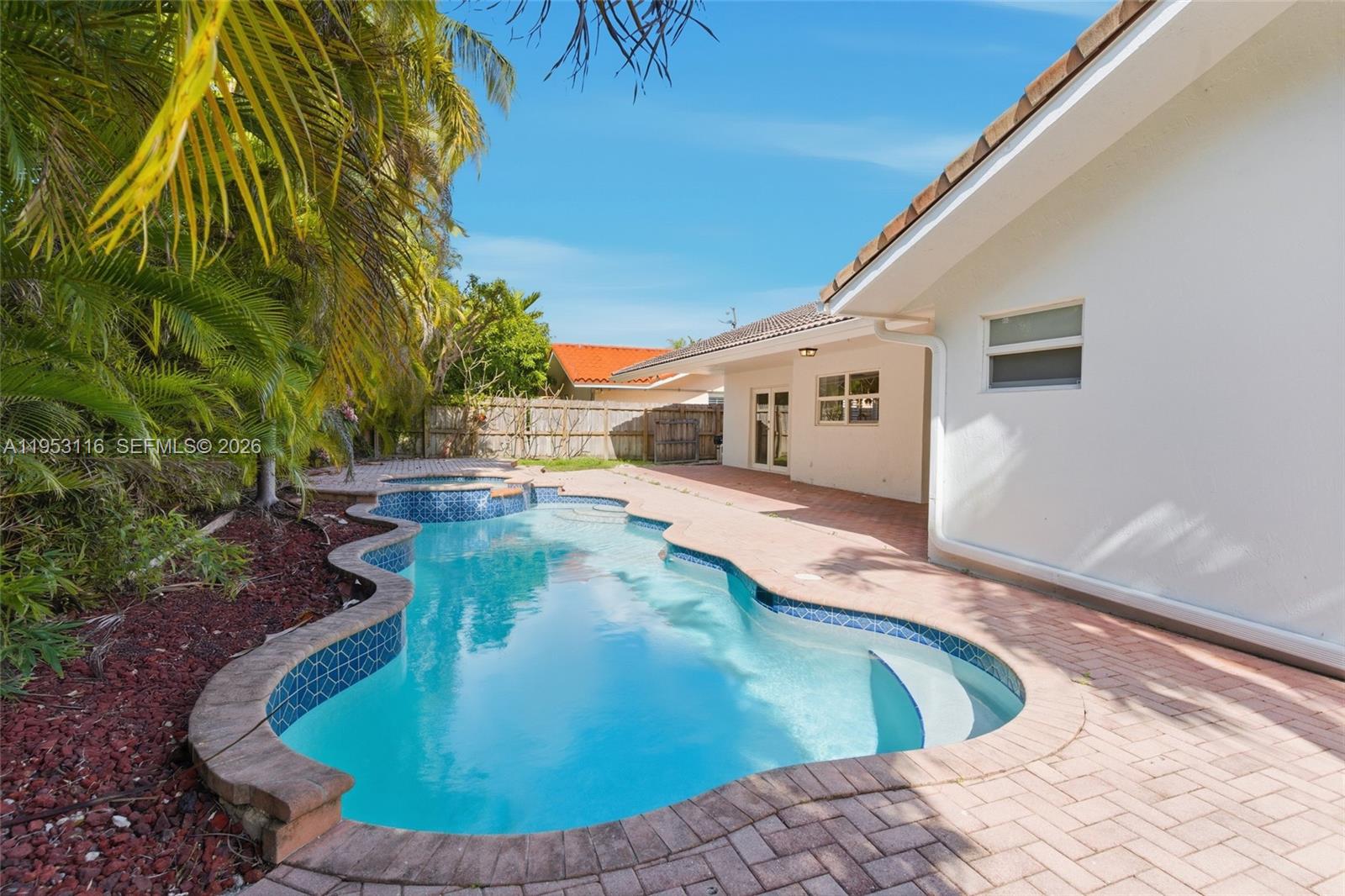 5976 Southwest 88th Place Miami, FL 33173 - Photo 34 of 39