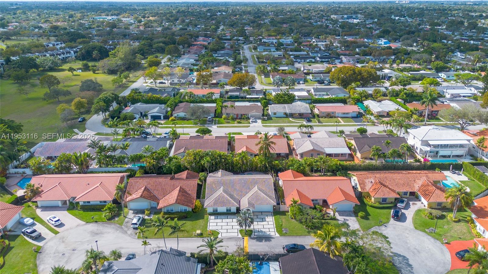 5976 Southwest 88th Place Miami, FL 33173 - Photo 36 of 39