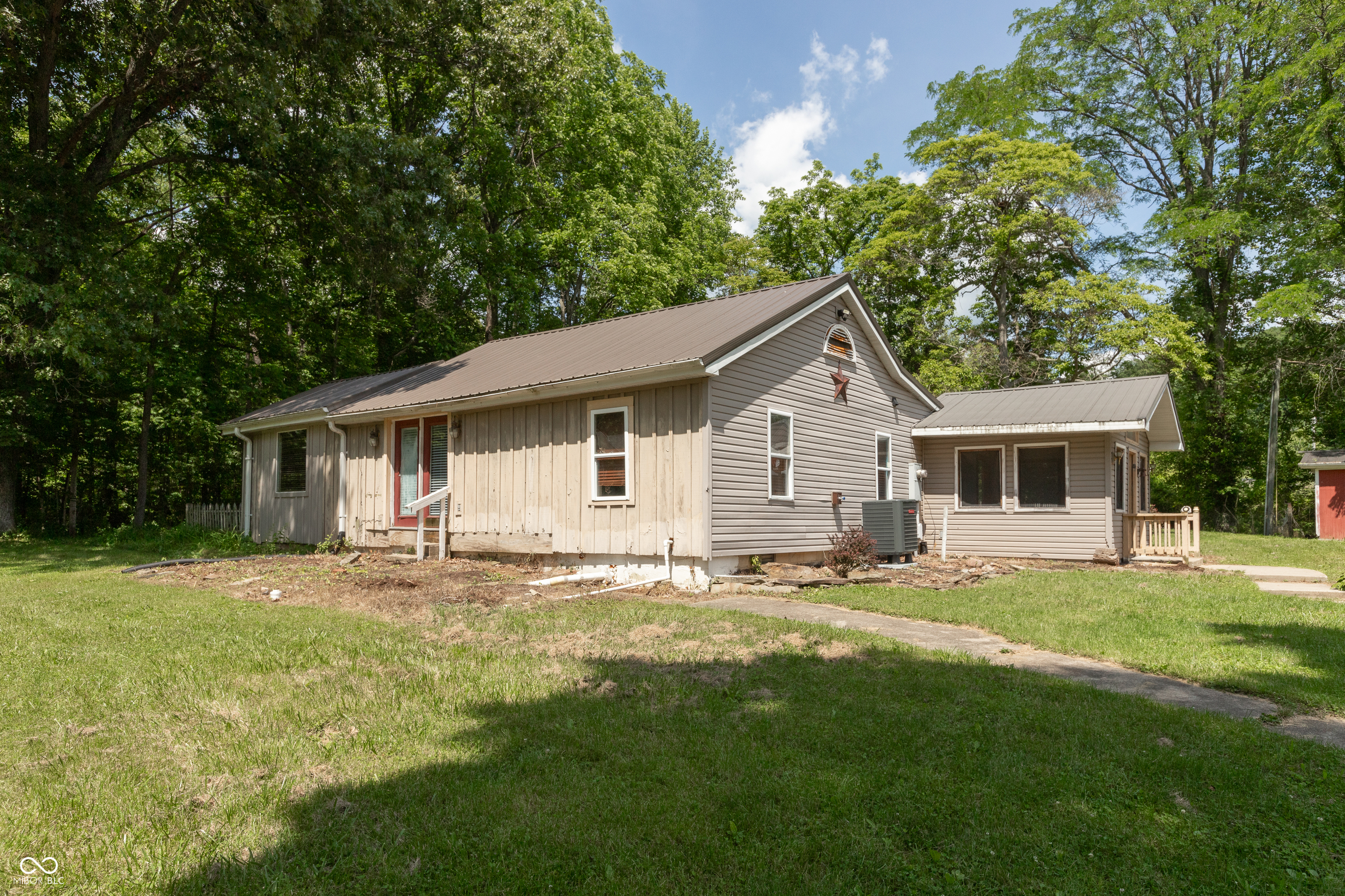 307 Kelp Grove Road Nashville, IN 47448 - Photo 4 of 27 Gallery Image 4