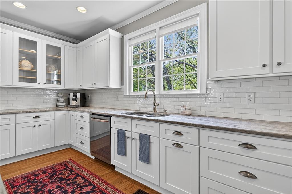 27 Christopher Ridge Northwest Cartersville, GA 30121 - Photo 17 of 80