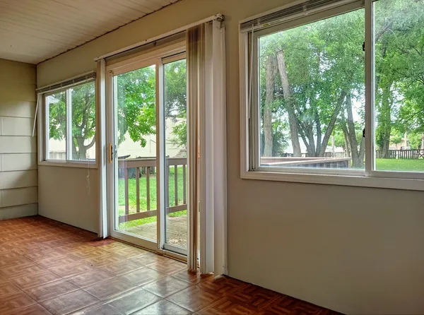 $231,000 | 1808 13th Street, Winthrop Harbor, IL 60096