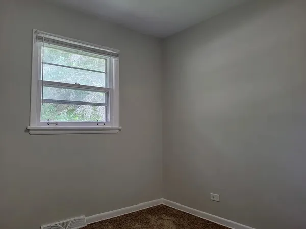 $231,000 | 1808 13th Street, Winthrop Harbor, IL 60096