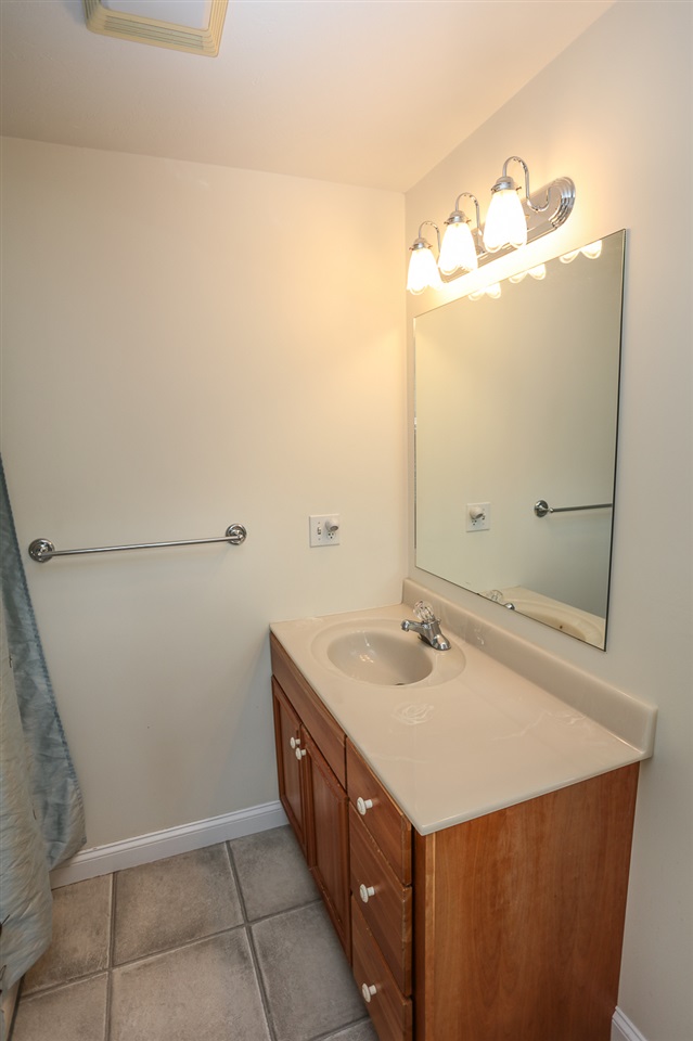 565 Coolidge Woods Road New Hampton, NH 03256 - Photo 30 of 36