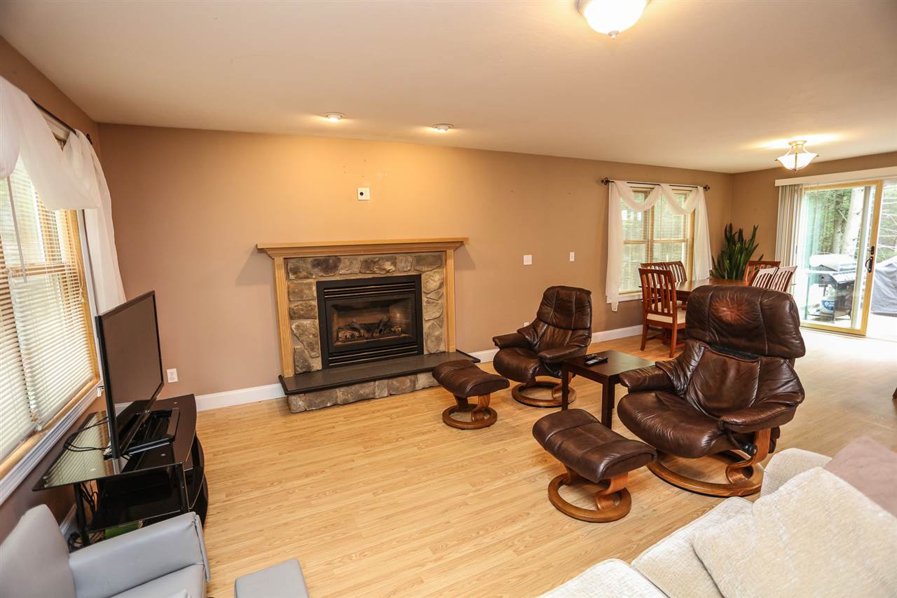 565 Coolidge Woods Road New Hampton, NH 03256 - Photo 8 of 36