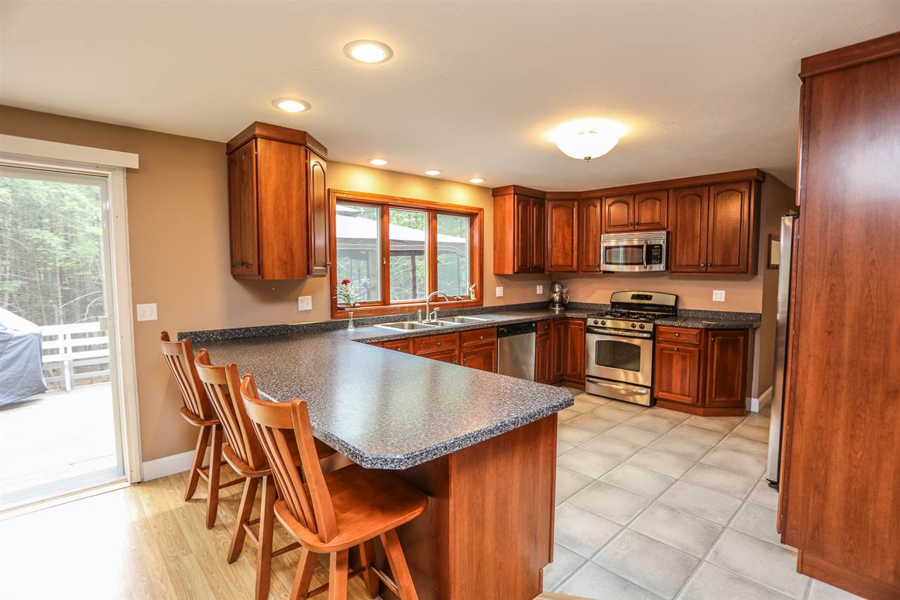565 Coolidge Woods Road New Hampton, NH 03256 - Photo 10 of 36