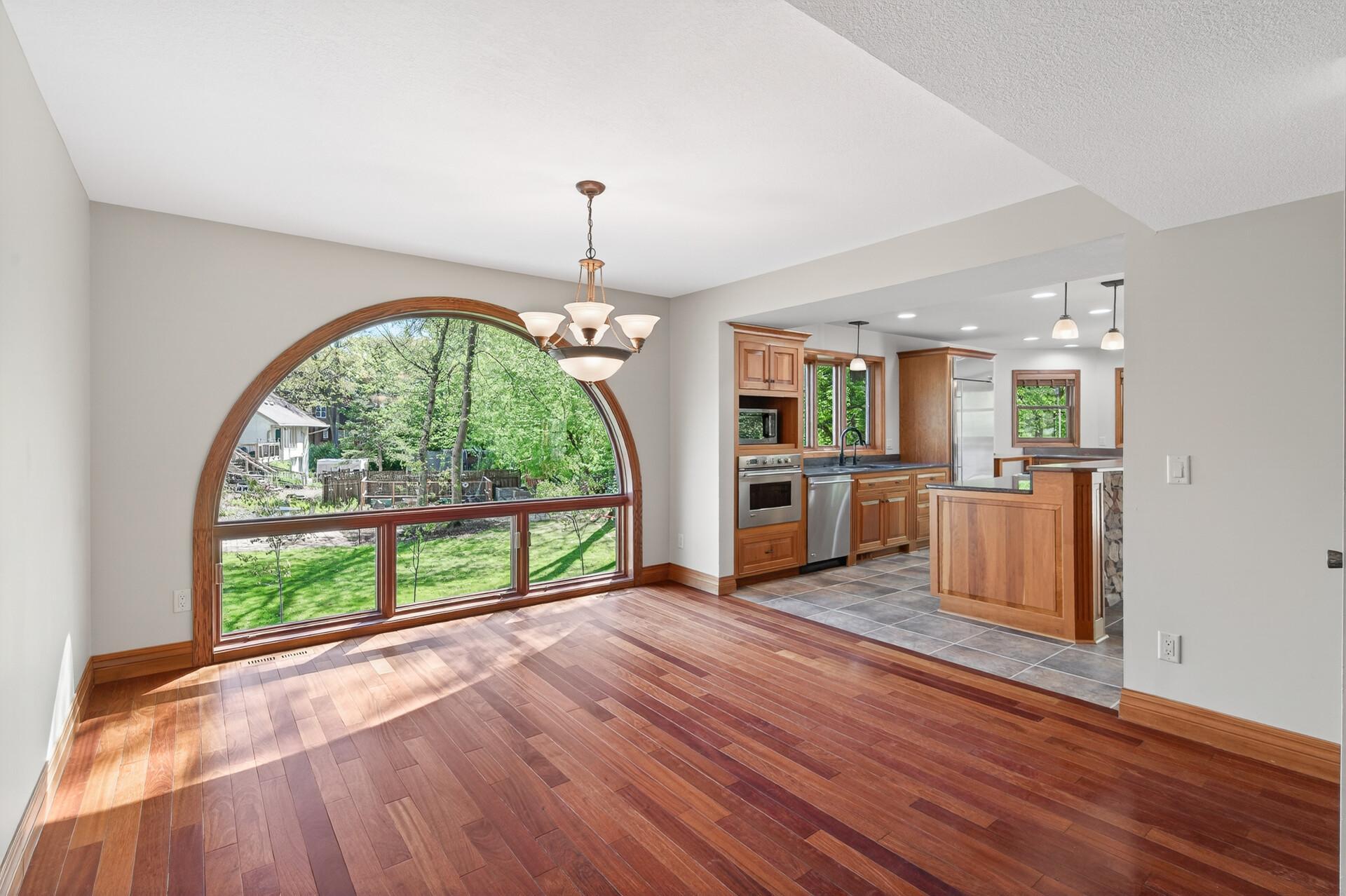 8750 Hunters Way Apple Valley, MN 55124 - Photo 14 of 98