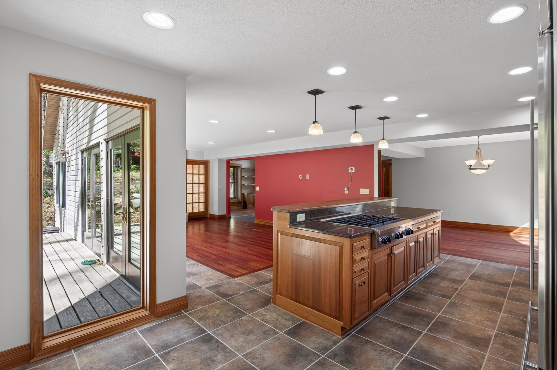 8750 Hunters Way Apple Valley, MN 55124 - Photo 28 of 98