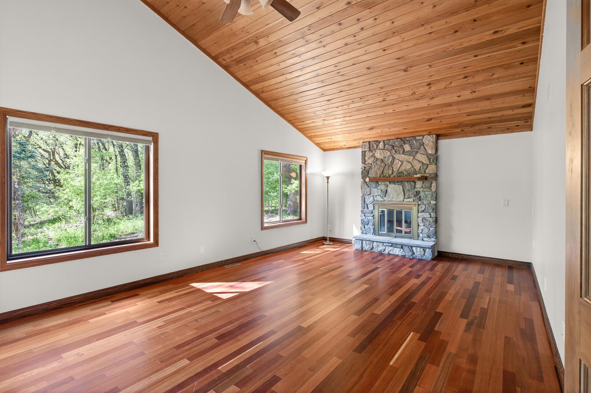8750 Hunters Way Apple Valley, MN 55124 - Photo 47 of 98