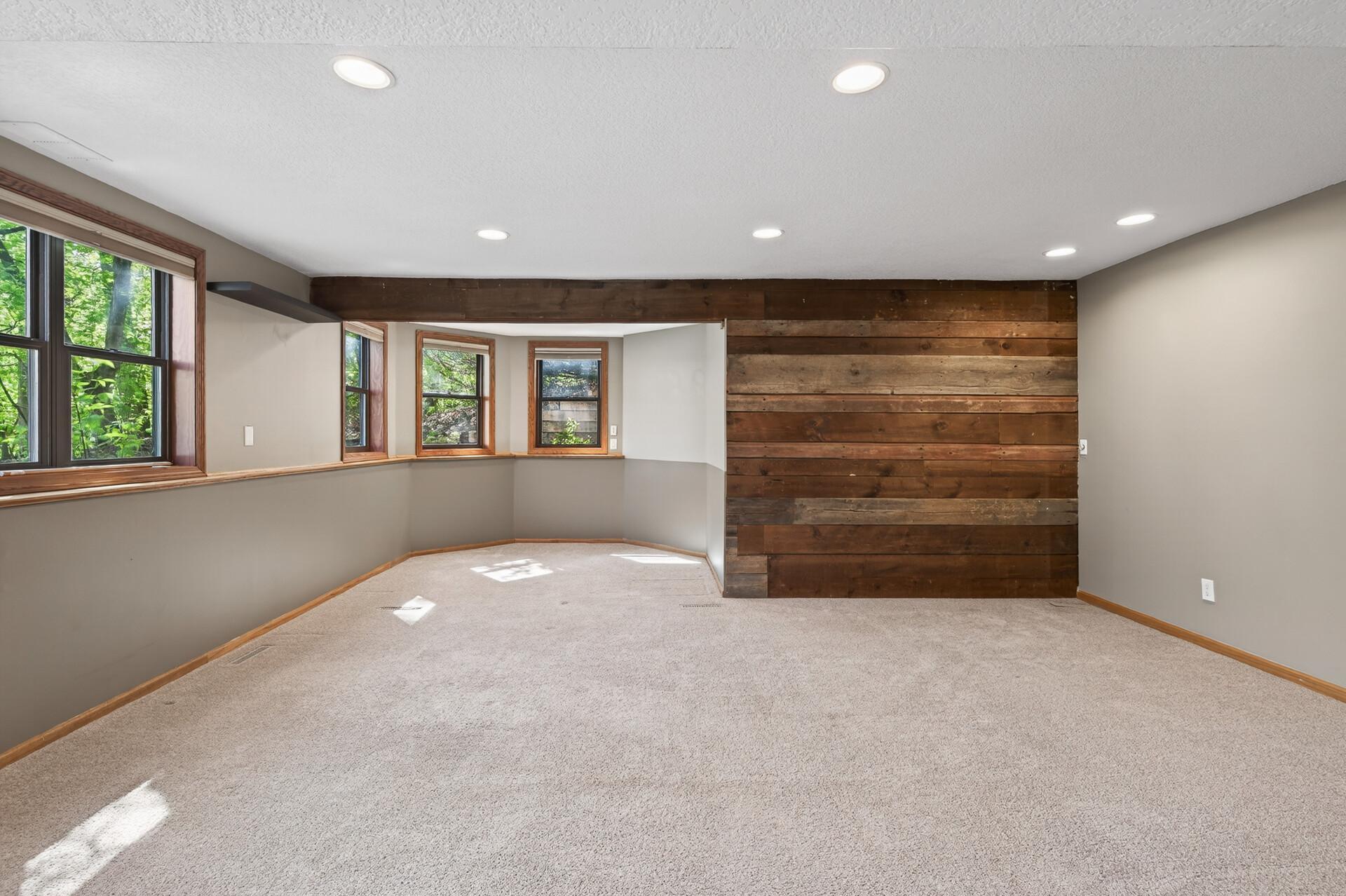 8750 Hunters Way Apple Valley, MN 55124 - Photo 70 of 98