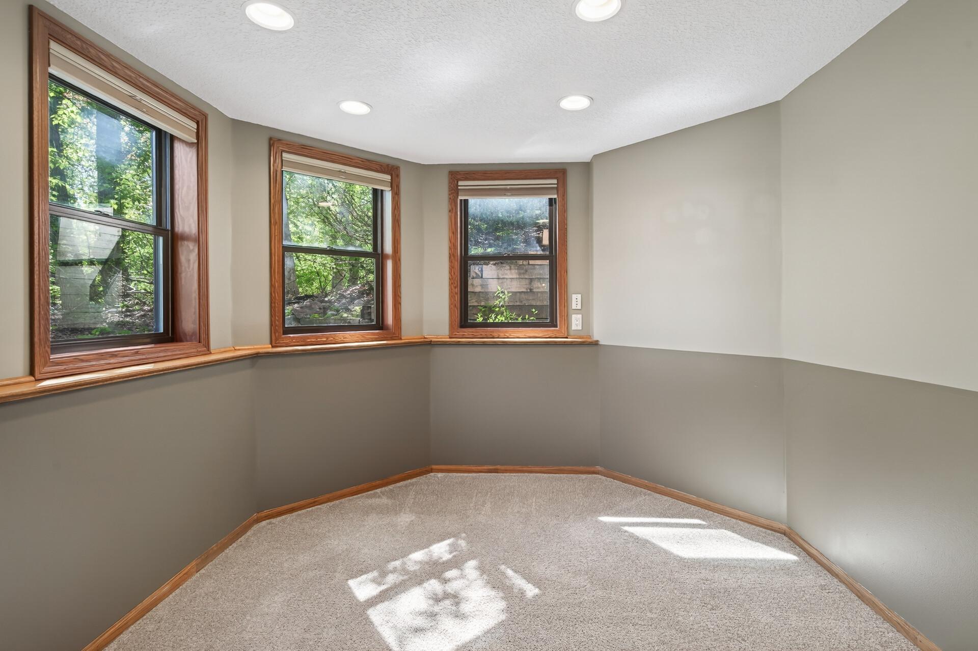8750 Hunters Way Apple Valley, MN 55124 - Photo 72 of 98