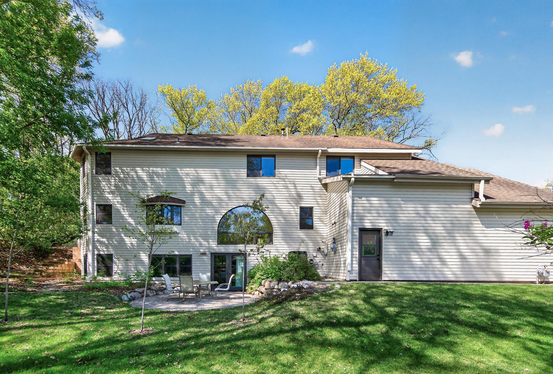 8750 Hunters Way Apple Valley, MN 55124 - Photo 86 of 98