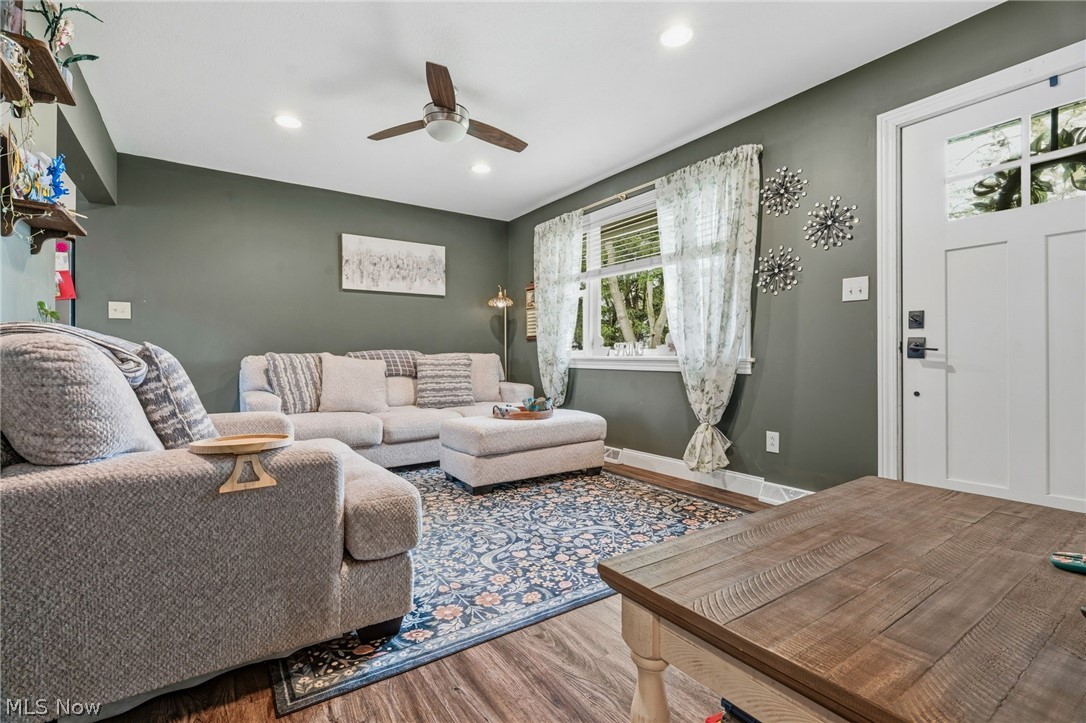 1477 East Garfield Road New Springfield, OH 44443 - Photo 7 of 36 Gallery Image 7