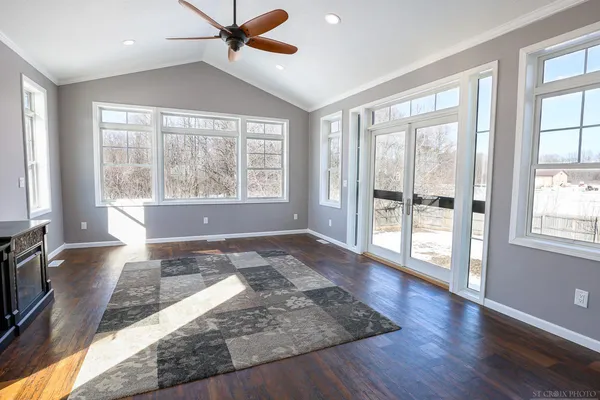 $775,000 | 2530 County Road East, Woodville, WI 54028
