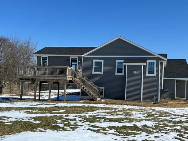 $775,000 | 2530 County Road East, Woodville, WI 54028
