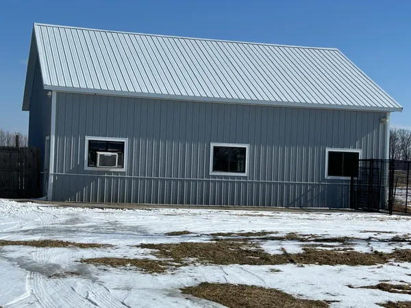 $775,000 | 2530 County Road East, Woodville, WI 54028