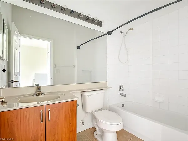 $2,000 | 7376 Bristol Circle, Naples, FL 34120