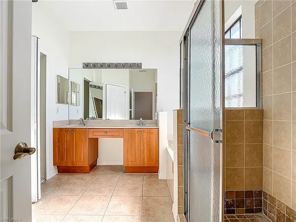 $2,000 | 7376 Bristol Circle, Naples, FL 34120