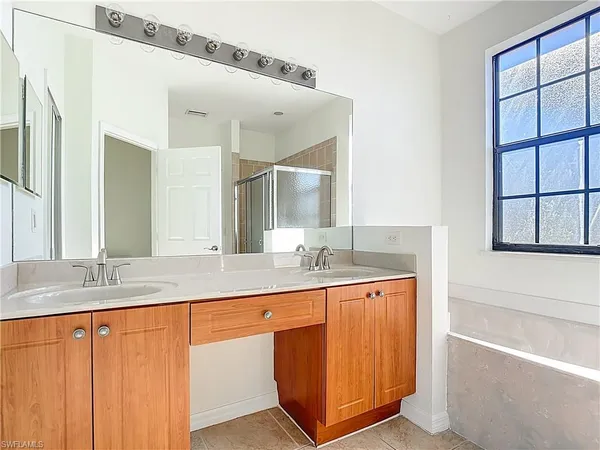 $2,000 | 7376 Bristol Circle, Naples, FL 34120