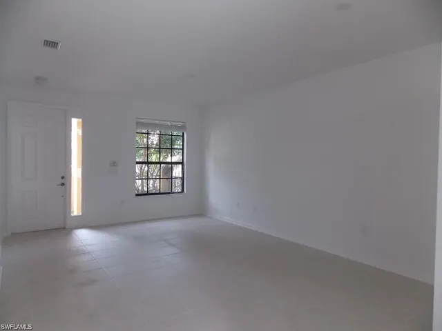 $2,000 | 7376 Bristol Circle, Naples, FL 34120