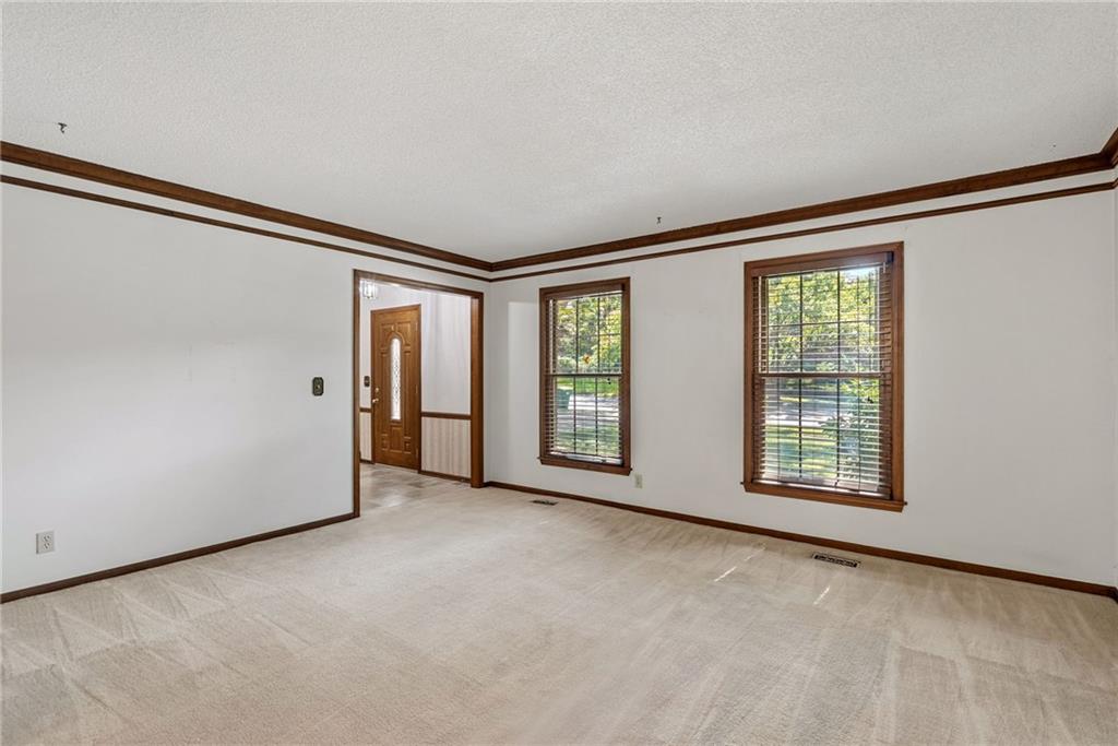 10183 Switzer Road Overland Park, KS 66212 - Photo 19 of 49 Gallery Image 19