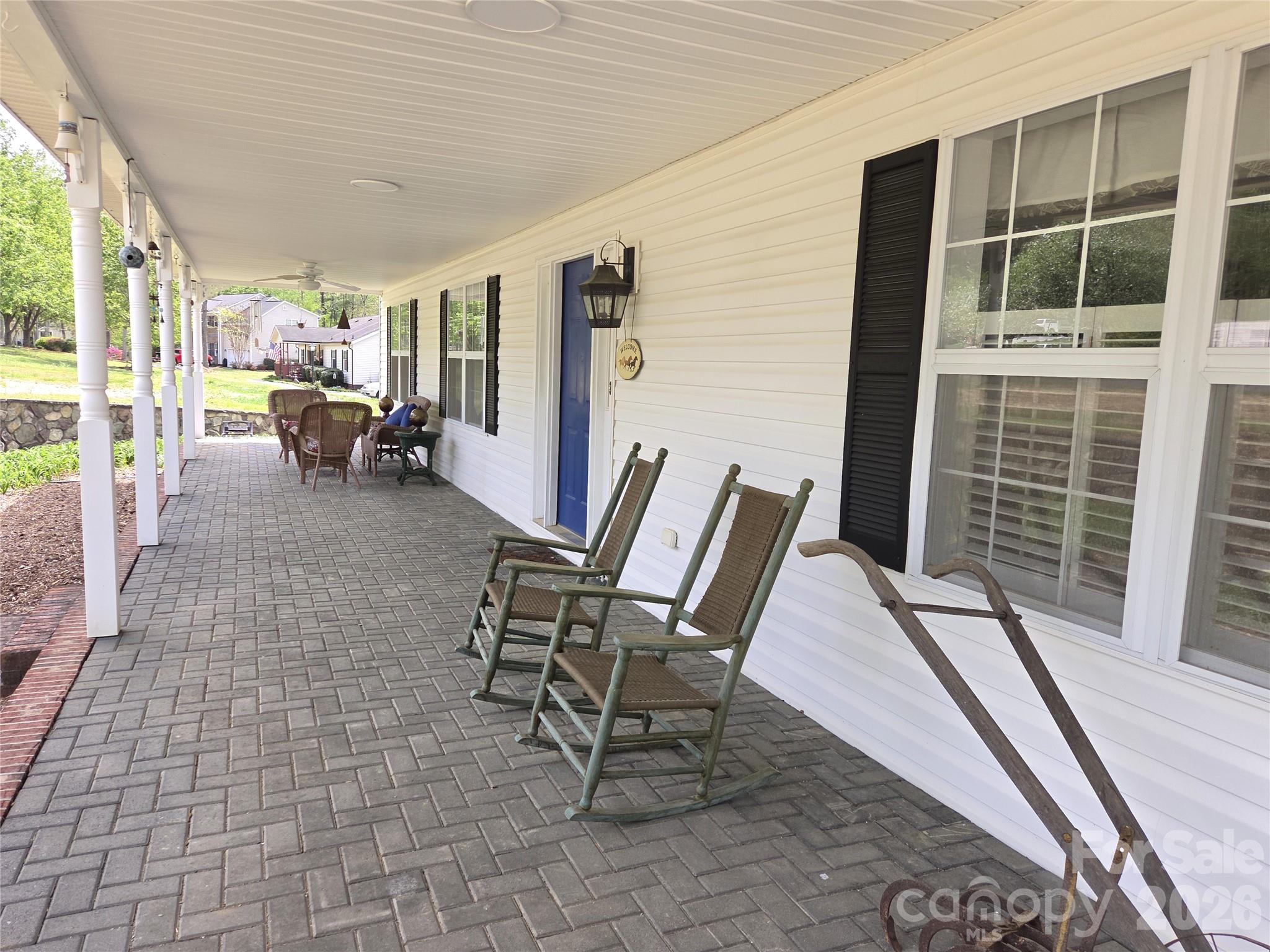 729 Sternbridge Drive Concord, NC 28025 - Photo 3 of 42 a balcony with chairs and table