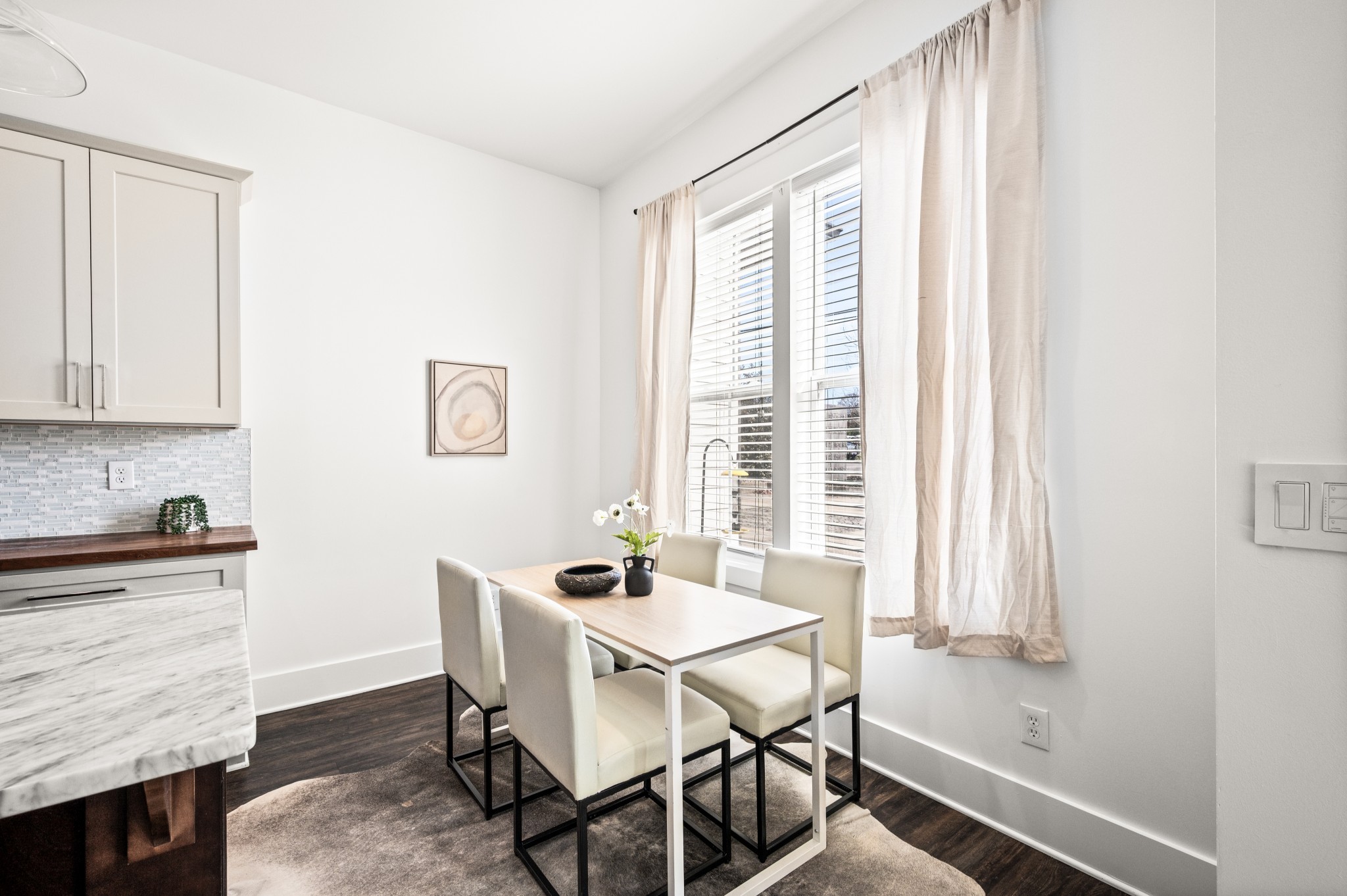 1000 Free Silver Road Nashville, TN 37207 - Photo 8 of 45 a dining room with furniture and window
