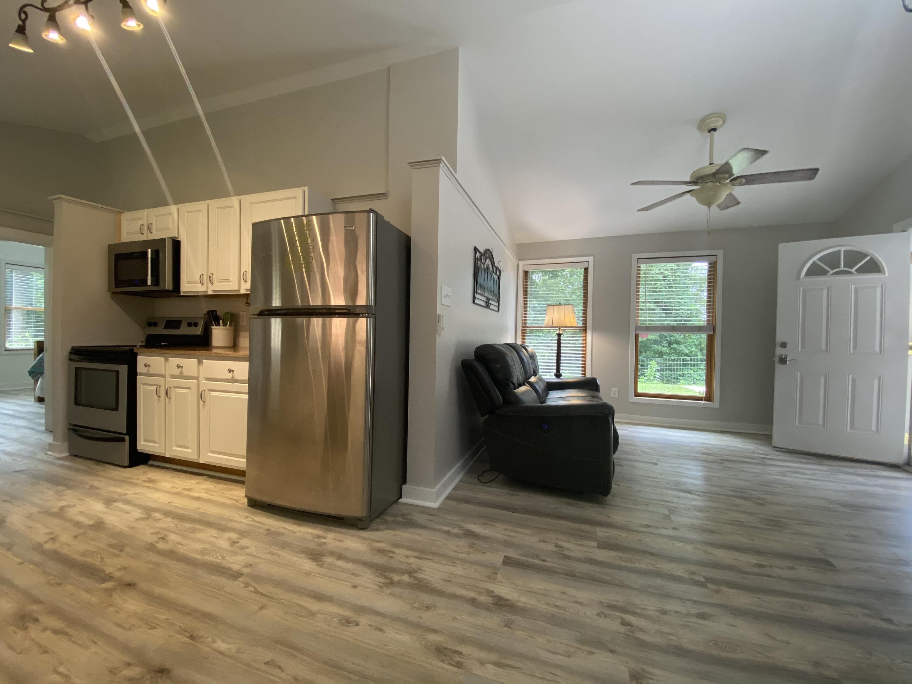 1712 Goff Road Knoxville, TN 37920 - Photo 9 of 27 CA7BC015-DF35-4FB9-B1CE-330D81F6F09E