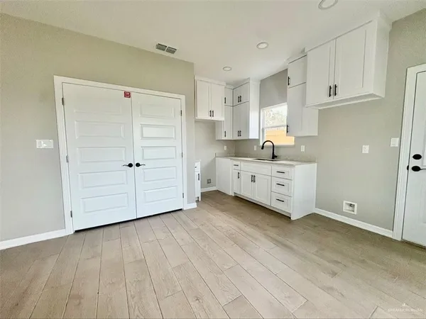 $1,050 | 909 East 13th Street, Unit 3, San Juan, TX 78589