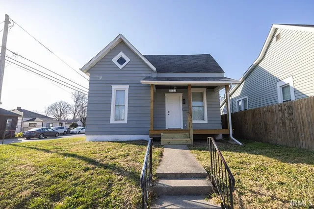 $137,900 | 2823 South Vine Street, Muncie, IN 47302
