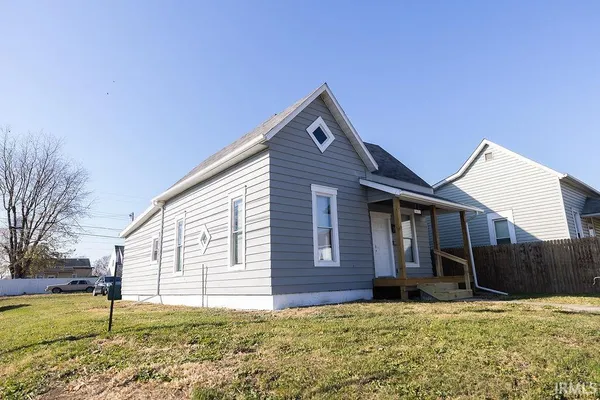 $120,400 | 2823 South Vine Street, Muncie, IN 47302