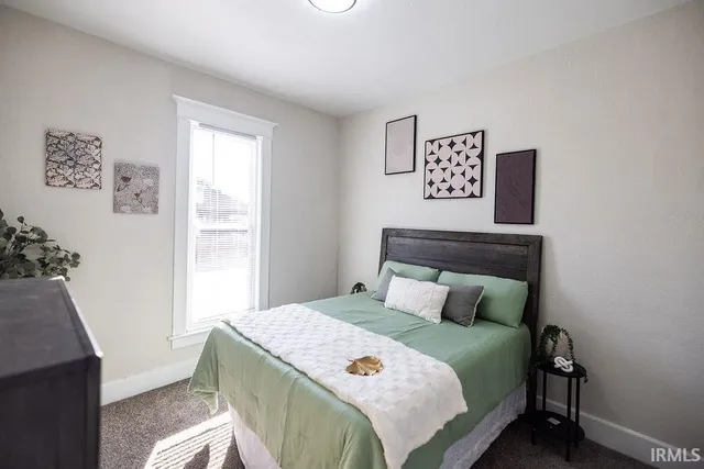 $137,900 | 2823 South Vine Street, Muncie, IN 47302