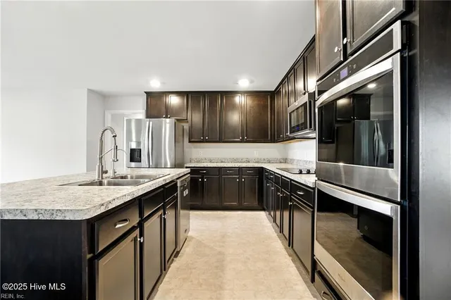 $840,000 | 127 Colington Circle, Aydlett, NC 27916