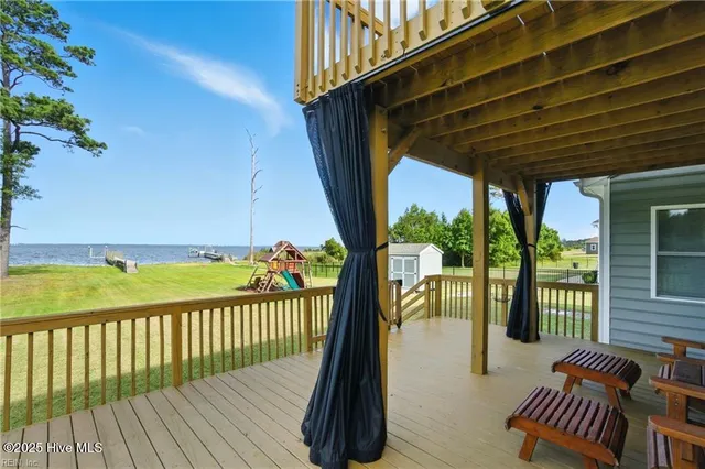 $840,000 | 127 Colington Circle, Aydlett, NC 27916